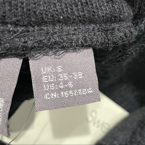 NWT! Sweaty Betty Nestle Up Taper Pants in Dark Grey Size S - Picture 8 of 10